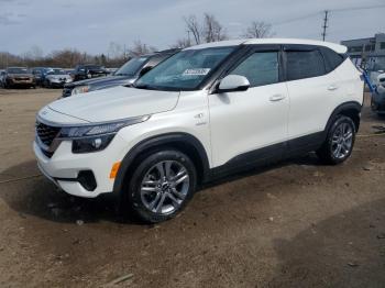  Salvage Kia Seltos