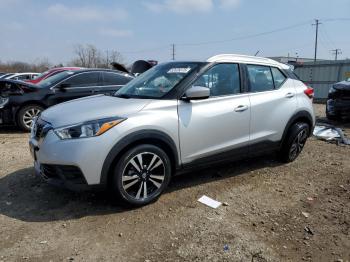 Salvage Nissan Kicks