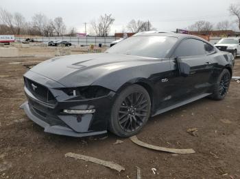  Salvage Ford Mustang