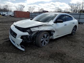  Salvage Nissan Maxima