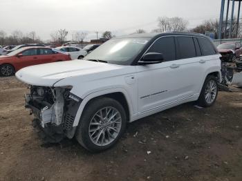  Salvage Jeep Grand Cherokee