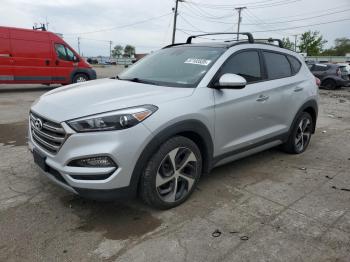  Salvage Hyundai TUCSON