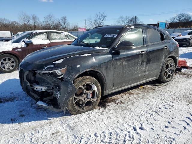  Salvage Alfa Romeo Stelvio