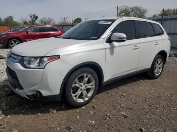  Salvage Mitsubishi Outlander