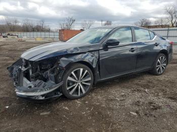  Salvage Nissan Altima
