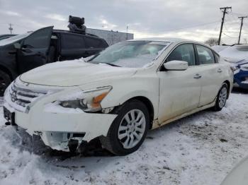  Salvage Nissan Altima