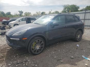  Salvage Porsche Cayenne
