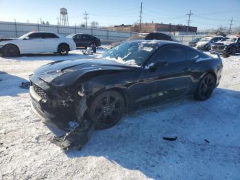  Salvage Ford Mustang