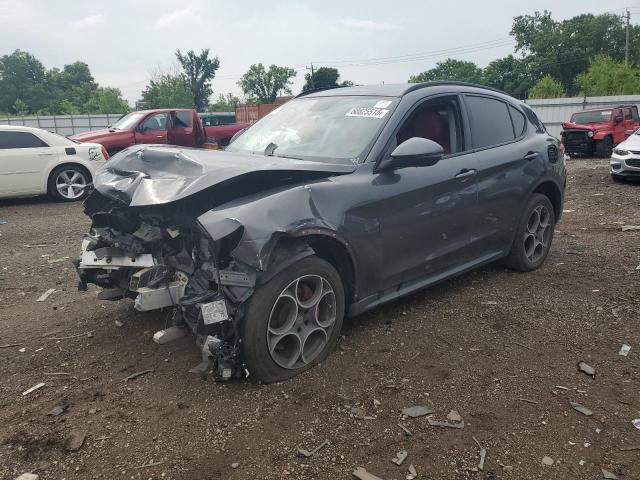  Salvage Alfa Romeo Stelvio