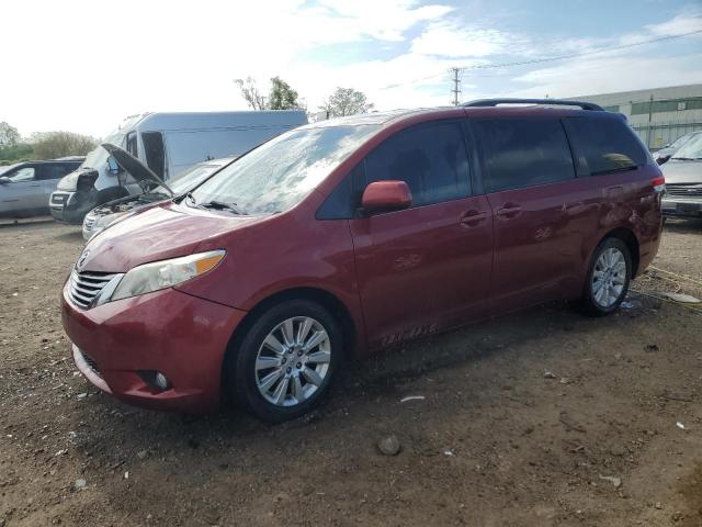  Salvage Toyota Sienna