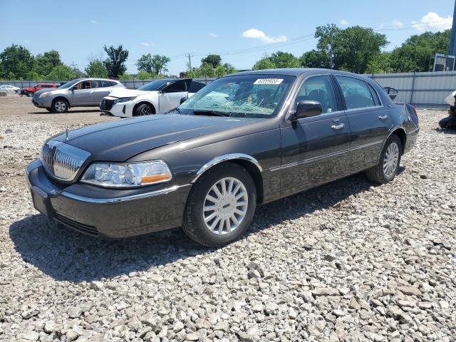  Salvage Lincoln Towncar