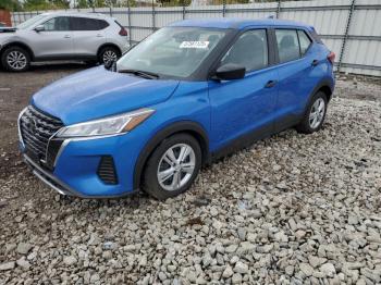  Salvage Nissan Kicks