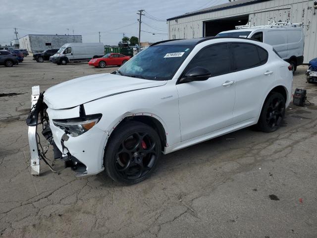  Salvage Alfa Romeo Stelvio