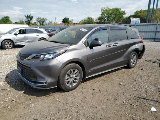  Salvage Toyota Sienna