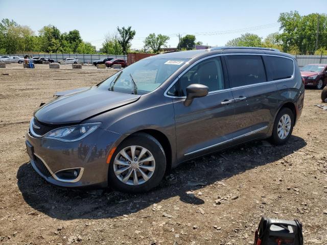  Salvage Chrysler Pacifica
