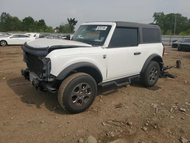  Salvage Ford Bronco