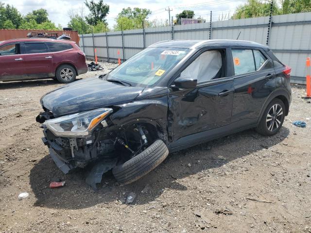  Salvage Nissan Kicks