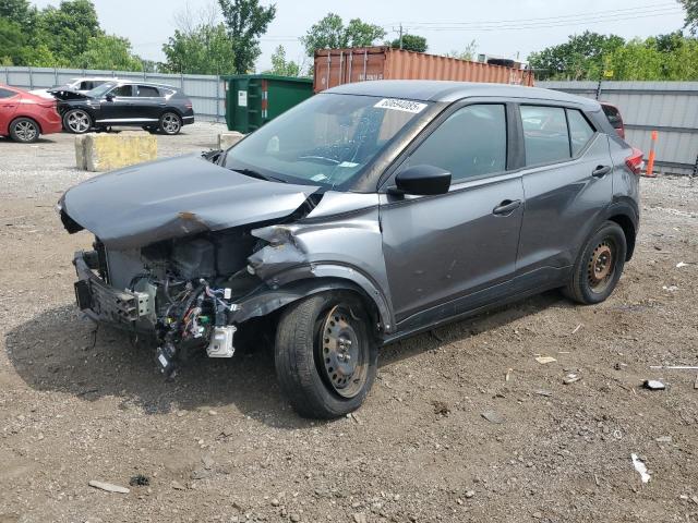  Salvage Nissan Kicks