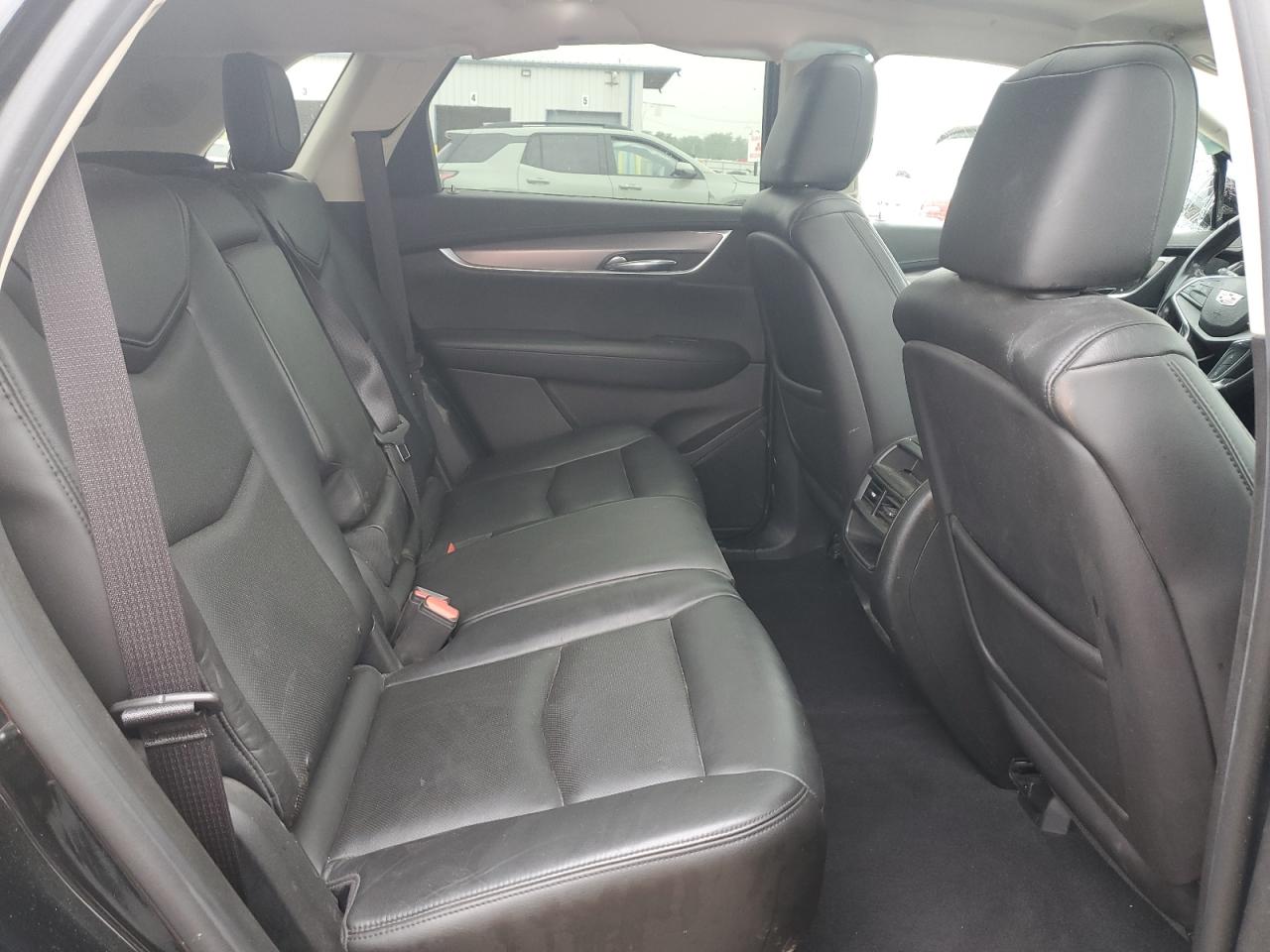 Cadillac XT5 Luxury Image 9