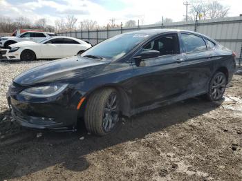  Salvage Chrysler 200