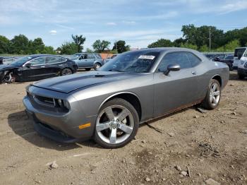  Salvage Dodge Challenger