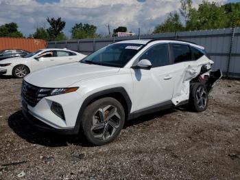  Salvage Hyundai TUCSON