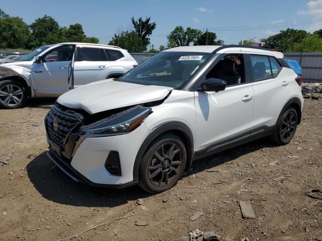  Salvage Nissan Kicks