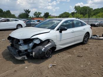  Salvage Toyota Avalon
