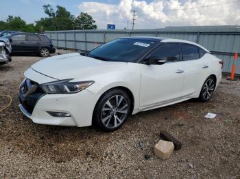  Salvage Nissan Maxima