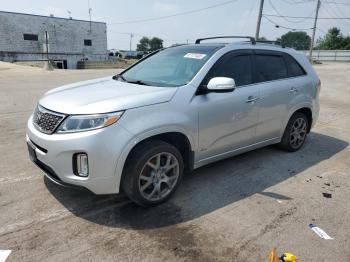 Salvage Kia Sorento