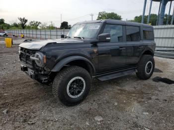  Salvage Ford Bronco