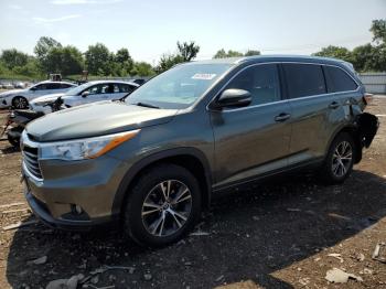  Salvage Toyota Highlander