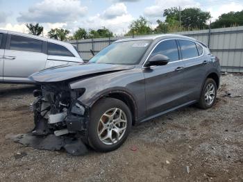  Salvage Alfa Romeo Stelvio
