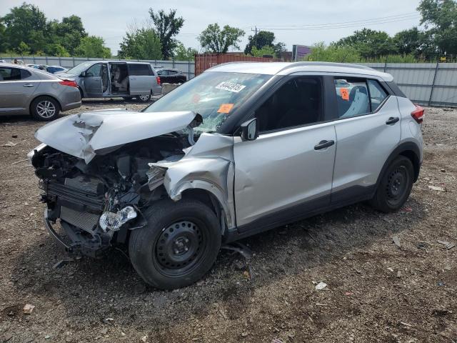  Salvage Nissan Kicks
