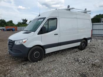  Salvage Mercedes-Benz Sprinter