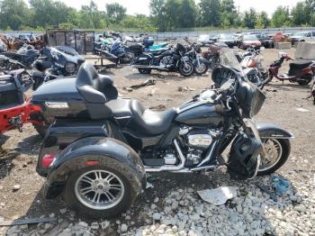  Salvage Harley-Davidson Fl