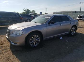  Salvage Chrysler 300