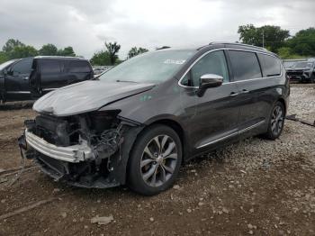  Salvage Chrysler Pacifica