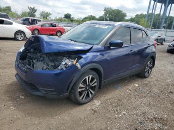  Salvage Nissan Kicks