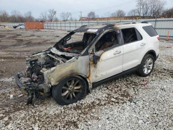  Salvage Ford Explorer