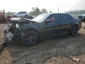  Salvage Chrysler 300