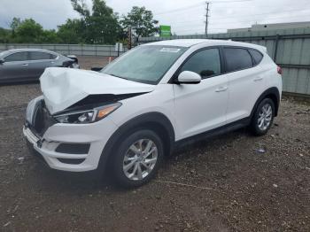  Salvage Hyundai TUCSON