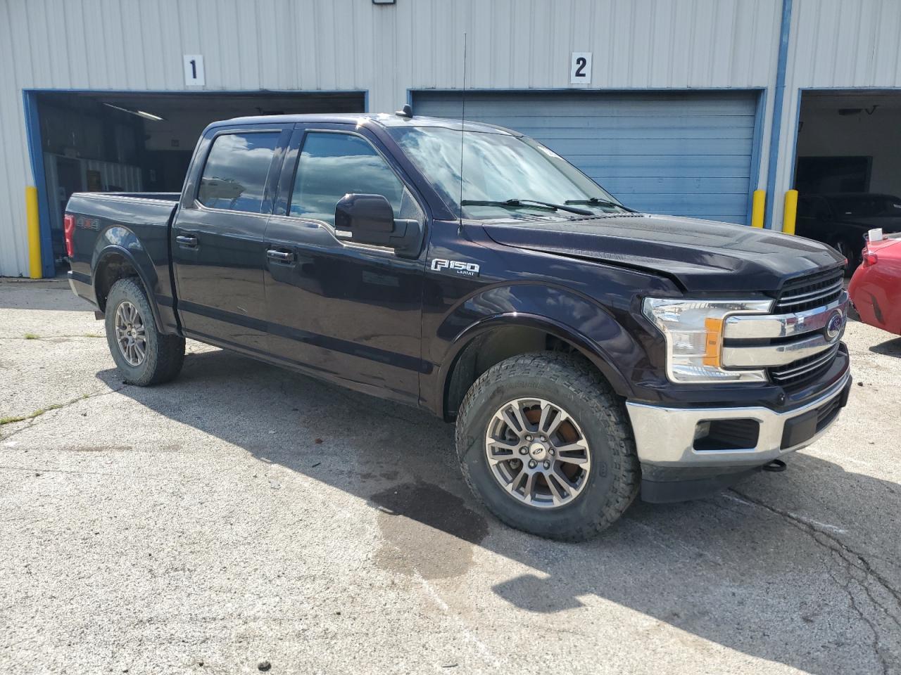 Ford F-150 Supercrew Image 11