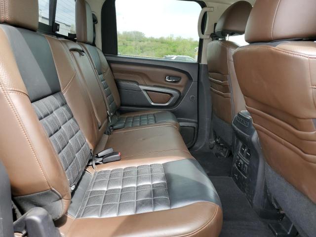 Nissan Titan Sl Image 6