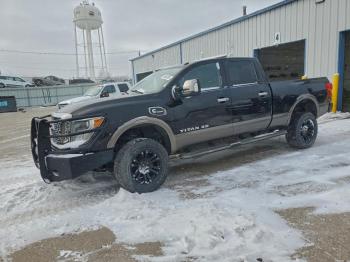  Salvage Nissan Titan