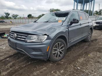  Salvage Volkswagen Tiguan