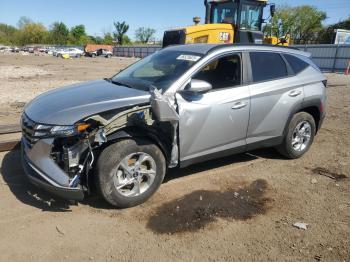  Salvage Hyundai TUCSON