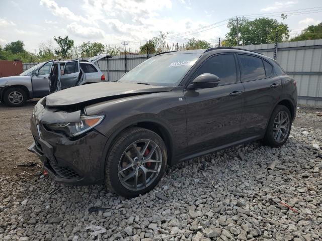  Salvage Alfa Romeo Stelvio