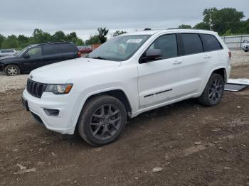  Salvage Jeep Grand Cherokee