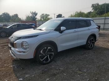  Salvage Mitsubishi Outlander
